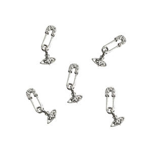 Dijes de Uñas de Aleación con Cruz Gótica y Orbe, Tachuelas Metálicas 3D de Lujo Punk para Uñas Postizas, Accesorios para Decoración de Uñas DIY - Product Image 6