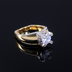 Anello a Corona Bicolore per Donne, Gioielli alla Moda Scintillanti in Tono Oro, Vendita all'Ingrosso - Product Image 4