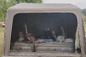 Tienda <span class=keywords><strong>de</strong></span> campaña Glamping para 3-4 personas, tienda <span class=keywords><strong>de</strong></span> aire inflable impermeable <span class=keywords><strong>de</strong></span> configuración rápida para adultos, tienda al aire libre automática por bomba eléctrica - Product Image 3