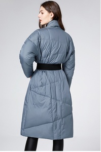 <span class=keywords><strong>Doudoune</strong></span> <span class=keywords><strong>mi</strong></span>-<span class=keywords><strong>longue</strong></span> légère pour <span class=keywords><strong>femme</strong></span>, nouvelle collection hiver 2025 |   Manteau de mode en duvet de canard blanc ajusté - Product Image 6