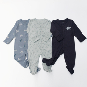 Pigiama per Neonati Personalizzato con Piedini, Tutina Unisex a Maniche Lunghe, Morbida e Sicura con Bottoni, Abbigliamento Traspirante per Bambini - Product Image 6