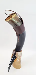 Elegante Cuerno de Búfalo para Beber, Hecho a Mano, Calidad Premium, Taza Natural Estilo Vikingo, Regalo Rústico para Coleccionistas - Product Image 2