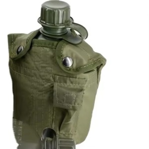 Échantillon gratuit : Gourde portable vert olive avec sangle spéciale, résistante à l'usure et à l'eau, idéale pour la survie en milieu sauvage. - Product Image 4