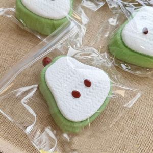 Juguete Antiestrés con Forma de Aguacate, Creativo y Adorable, Súper Suave y Pegajoso, para Niños, Adultos y Amigos, Juguete Terapéutico Compartible - Product Image 1