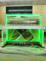 Piano droit en cristal Player