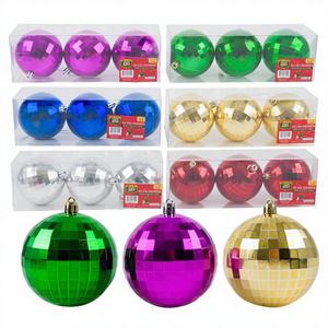 Adorno Navideño de Bola de Discoteca Redonda de Plástico Brillante, 3 Piezas, 3 Pulgadas, Colores Surtidos - Product Image 1