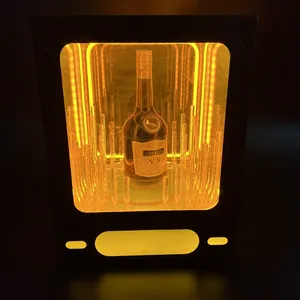 Wiederauf ladbare VIP-Services 360-Grad-Acryl-LED-Schrankflaschen-Glorifier mit Plattenspieler für XO Premium Wine Carrier Display