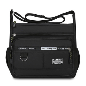 Sac messager décontracté pour homme grande capacité motif lettres sac à dos bandoulière pour voyage extérieur noir vert militaire bleu foncé gris - Product Image 2