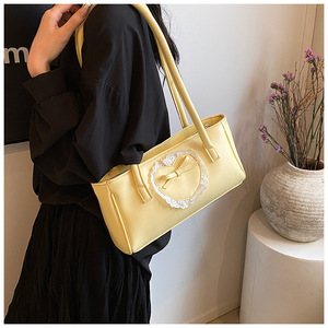 Bolso para axilas de cuero Pu de Color sólido para chica dulce de estilo francés, bolso de hombro con almohada a la <span class=keywords><strong>moda</strong></span> para mujer <span class=keywords><strong>joven</strong></span> - Product Image 4