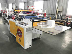 เครื่องทำถุงซีลด้านข้างความเร็วสูงสำหรับส่งถุงไปรษณีย์ตัดปิดผนึกความร้อนอัตโนมัติ - Product Image 3