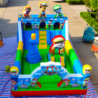 Château gonflable à thème chien Paw Dog avec double toboggan, structure de saut pour enfants en PVC, parcours d'obstacles pour la maison et le jardin