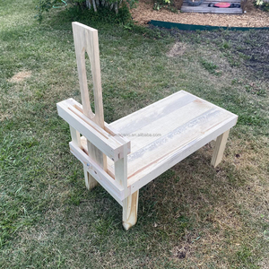 Supporto per Mungitura <span class=keywords><strong>Capre</strong></span> Nano Rugged Cross Creations - Supporto per Taglio Zoccoli <span class=keywords><strong>Capre</strong></span> con Contenitore per Mangime - Product Image 4