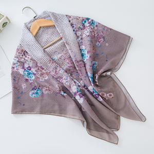 Bufanda cuadrada grande con estampado de gasa de gran oferta para Hijab clásico encaje malayo moda Indonesia cuadrado Hijab grande - Product Image 3