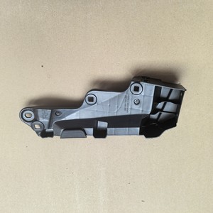 Lexus Rear Bumper <b>Brackets</b> 52156-33020 52155-33020 <b>Black</b> PP Material For ES260 Models - Product Image 3