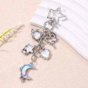 Pretty Y2K <span class=keywords><strong>Moon</strong></span> Star Heart esmalte llavero lindo amor rosa azul colores llavero para mujeres niñas decoración de llaves joyería hecha a mano - Product Image 5