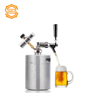 Mini <span class=keywords><strong>fût</strong></span> à <span class=keywords><strong>bière</strong></span> vide en acier inoxydable passivé <span class=keywords><strong>rechargeable</strong></span> <span class=keywords><strong>de</strong></span> 2 L (64 oz) pour la fabrication <span class=keywords><strong>de</strong></span> <span class=keywords><strong>bière</strong></span> artisanale à domicile - Product Image 1