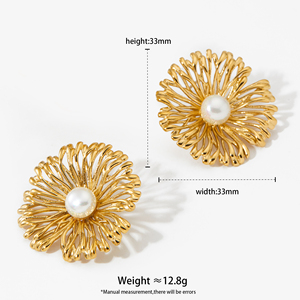 CLIORO Fleur Perle En Acier Inoxydable Boucles D'oreilles Bague Ensemble Plaqué Or Boucles D'oreilles Étanche Hypoallergénique Bijoux pour Femmes - Product Image 5