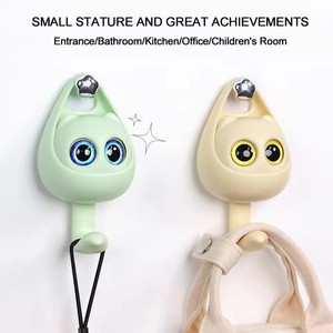 Gancho de pared creativo y lindo con diseño de gato, estante de almacenamiento para el hogar, decoración de pared sin perforaciones para ropa, sombreros, bufandas y llaves - Product Image 2