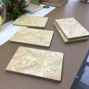 Vente <span class=keywords><strong>Plaque</strong></span> étanche <span class=keywords><strong>Osb</strong></span> Board 18mm 12mm <span class=keywords><strong>9mm</strong></span> <span class=keywords><strong>Osb</strong></span> Plaques de contreplaqué pour toiture Bois de charpente - Product Image 5