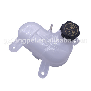 Nuovo sistema di raffreddamento automatico parti serbatoio <span class=keywords><strong>acqua</strong></span> <span class=keywords><strong>radiatore</strong></span> serbatoio per Chevrolet Spark 2016-2022 OEM 94511521 - Product Image 2