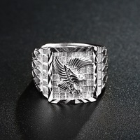 C & J Meilleure vente bague européenne et américaine pour homme nouvelle bague transfrontalière ailes dorées et aigle volant pour homme