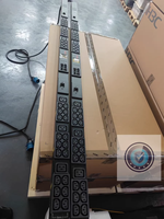APC PDU AP8886 NetShelter Rack avec compteur PDU 0U 3PH 22kW 230V 32A 17.3kW 230V 24A x30 C13 et x12 C19 prises IEC 309 3P + N + PE cordon