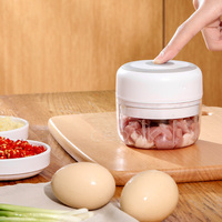 2 Cups Draadloze Knoflook Stamper Voedsel Cutter, Handheld Draagbare Knoflook Mincer Peper Groente Noten Kinderen Voedsel Blender