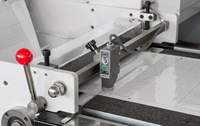 Machine de découpe industrielle numérique à lit plat Chine Machines de traitement du papier Composants du moteur pour la découpe d'étiquettes