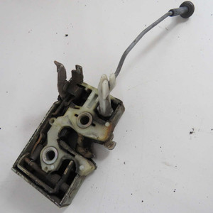 Serrure de porte avant droite 171837016F VW Golf Mk1 1974-1983 (33521 17A-4-C-4) - Product Image 1