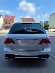 Upgrade a GLE W166 AMG 63 set di kit <span class=keywords><strong>carrozzeria</strong></span> bodykit 2015-2018 con lampade per <span class=keywords><strong>mercedes</strong></span> benz ML classe W164 parti della <span class=keywords><strong>carrozzeria</strong></span> 2005-2012 - Product Image 2