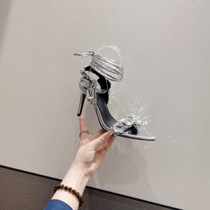 Sandalias de tacón súper alto doradas de verano con tiras cruzadas, pedrería y punta abierta, de una sola tira y estilo sexy - Product Image 6