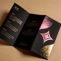 Carte d'instructions pliante noire avec dorure à chaud, conception personnalisée, emballage de luxe haut de gamme, dépliant