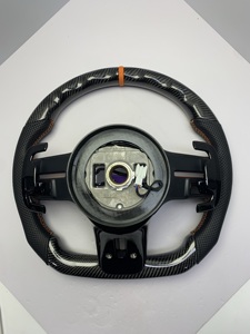 Volant en fibre de carbone pour <span class=keywords><strong>Mercedes</strong></span> <span class=keywords><strong>Classe</strong></span> C W205 <span class=keywords><strong>Classe</strong></span> E W213 Style AMG Garniture orange Cuir perforé Palette de changement de vitesse OEM - Product Image 3