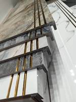 Escaliers modernes en carreaux de céramique avec LED intégrée, monobloc rotatif, flottants, résistants aux acides et antidérapants pour hôtels et centres commerciaux