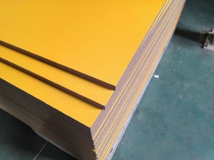 <span class=keywords><strong>MDF</strong></span> Giallo con Melamina, HDF con Carta Melaminica <span class=keywords><strong>in</strong></span> Vari Colori 1220*2440mm E2/E0/E1 - Product Image 4