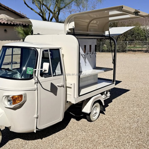 Camion <span class=keywords><strong>à</strong></span> bière mobile Piaggio Ape entièrement équipé, chariot <span class=keywords><strong>à</strong></span> nourriture <span class=keywords><strong>à</strong></span> 3 roues, tuk-tuk, bar mobile personnalisable pour les événements et la restauration - Product Image 4