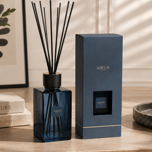 Coffret Cadeau Diffuseur à Bâtonnets Aikun Bleu Marine en Verre Carré 2200ml pour Salon, Hôtel, Chambre à Coucher, Décoration Aromathérapie, Vente en Gros - Product Image 1