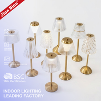 Classique élégant Bar salle à manger restaurant de luxe Rechargeable tactile cadeau mariage décor cristal mariage LED événement lampe de table sans fil