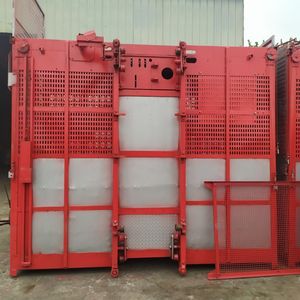Elevador de construcción de <span class=keywords><strong>segunda</strong></span> <span class=keywords><strong>mano</strong></span> Elevador de construcción y polipasto de material de pasajeros con precio competitivo - Product Image 1