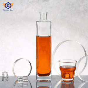 Chai thủy tinh 700ml thiết kế tùy chỉnh dành cho rượu Whisky, <span class=keywords><strong>Vodka</strong></span>, Tequila, Brandy, rượu mạnh, có nắp đậy bằng nút chai ép nhiệt, dùng được cho nước và rượu vang - Product Image 3