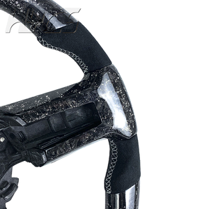 Volante Personalizado de Fibra de Carbono Forjada y Cuero Genuino para el Interior del Automóvil, Compatible con Ford Mustang 2008-2014 - Product Image 5