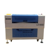 Machine de gravure laser CO2 à bon prix pour verre miroir 6090 Machine de découpe laser CO2 100W pour tissu acrylique