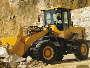 Cargadora Pequeña de Alta Calidad LG936 de 3 Toneladas y 1.8 Cbm con Chasis Reforzado para Transporte de Materiales a Granel - Product Image 6