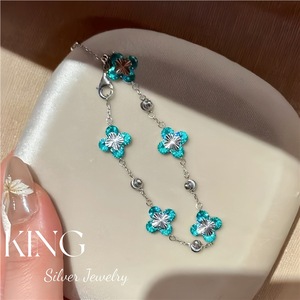 Juego de Joyería King Silver, Plata de Ley S925, Pulsera, Collar y Aretes con Diseño de Flor para Mujer, Uso Diario - Product Image 1