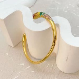 Bracelet ouvert bohème multicolore pavé de CZ et de perles |   Acier inoxydable plaqué or 18K PVD |   Imperméable, hypoallergénique et inaltérable - Product Image 3
