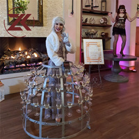 Rak pajang gelas sampanye ZK Champagne Glass Skirt, tempat penyimpanan gelas sampanye dengan roda.