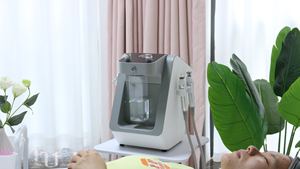 Produk Tren 2026 Mesin Kecantikan Wajah Multifungsi 4 in 1 Aqua Peeling Perawatan Kulit Alat Kecantikan Hydrodermabrasion - Product Image 6