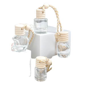Mini botellas difusoras de coche colgantes reutilizables transparentes personalizadas, capacidad de 6ml, 8ml, 15ml con tapa de madera y sellado de pulverizador de bomba - Product Image 4