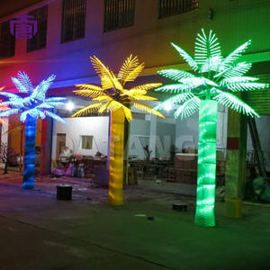 Lumière LED en forme de palmier énergique avec feuilles tropicales lumineuses pour la décoration des fêtes de Noël et du Nouvel An - Product Image 1