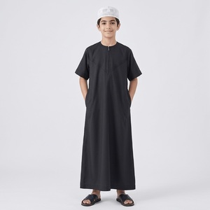 Offre Spéciale : Qamis Garçon Musulman Couleur Unie, Thobe à Manches Courtes, Kaftan, Robe Islamique Arabe pour Enfants, Abaya Layyin - Product Image 5
